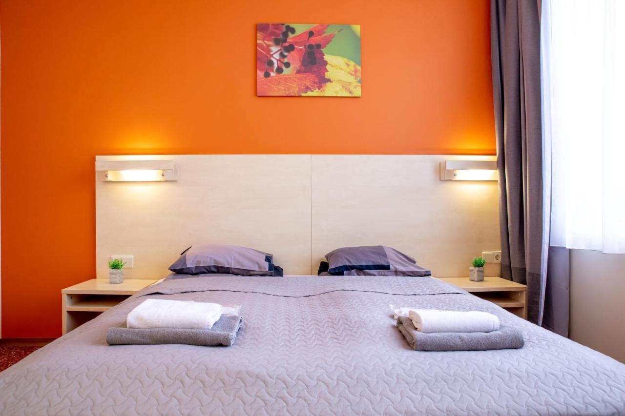 Rija Bauska Hotel Экстерьер фото