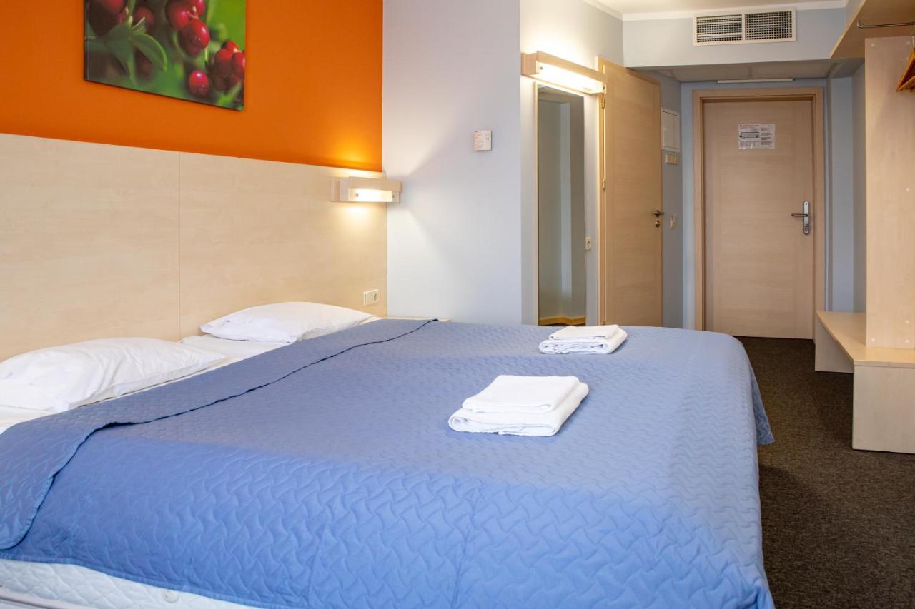 Rija Bauska Hotel Экстерьер фото