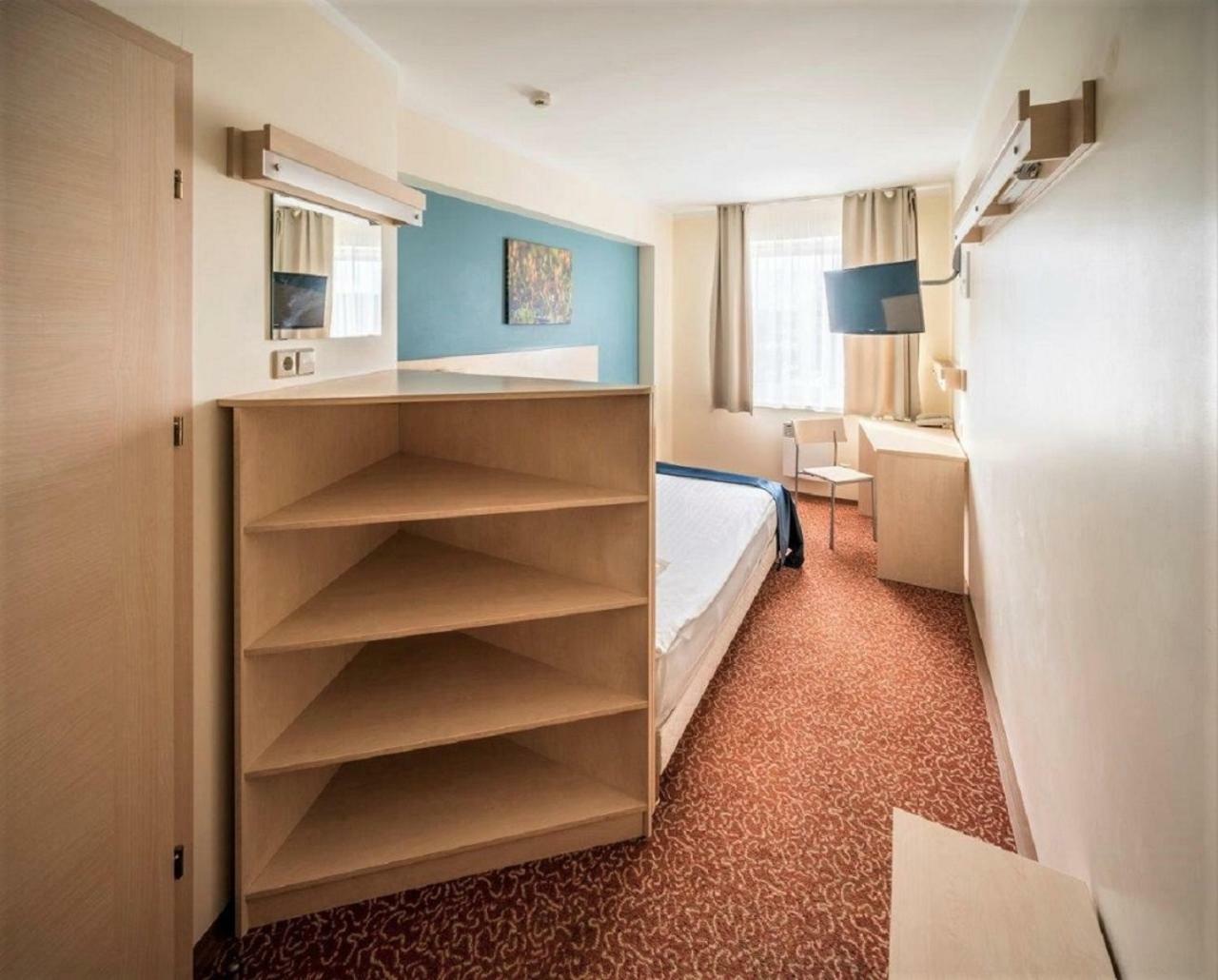 Rija Bauska Hotel Экстерьер фото