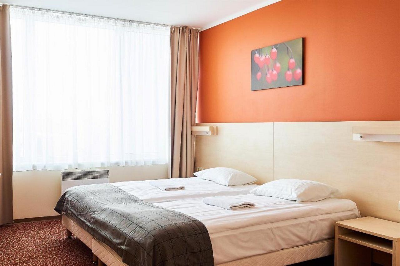 Rija Bauska Hotel Экстерьер фото
